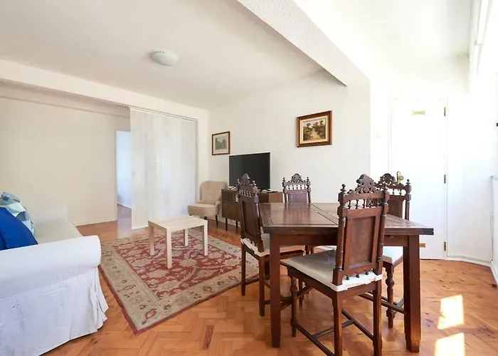 Sofimar Airport Apartment *